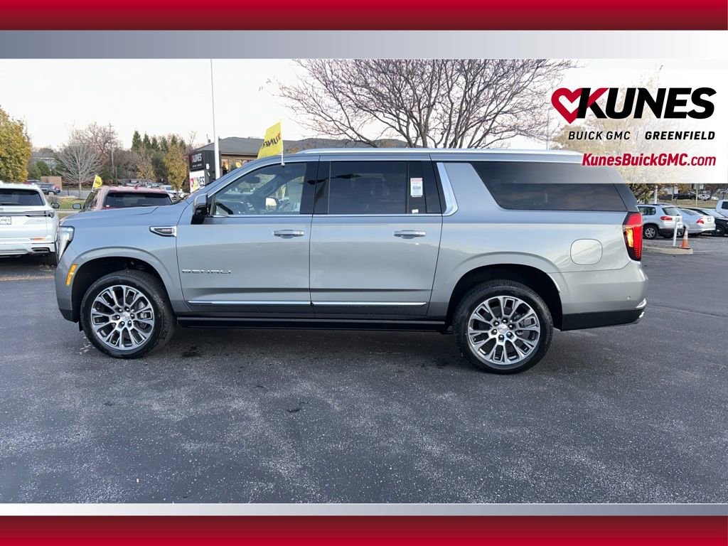 New 2026 GMC Yukon XL Denali w/ Sun & Power Step Package image 10