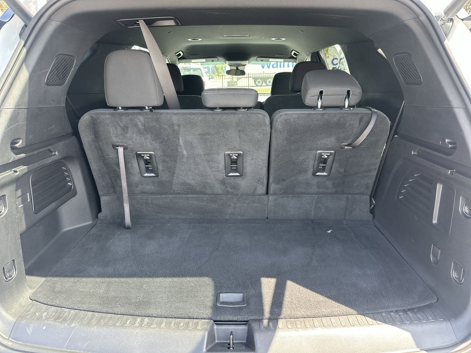 Used 2024 Chevrolet Traverse LT w/ LPO, Floor Liner Package FWD image 70