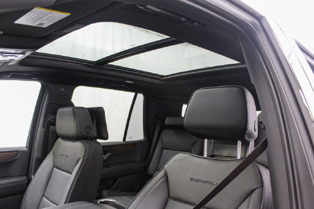 New 2027 GMC Yukon Denali w/ Denali Reserve Package AWD/4WD image 31