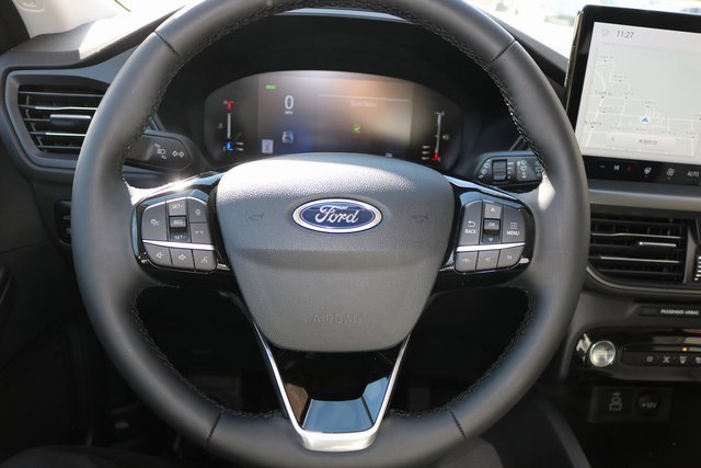 Used 2024 Ford Escape SE image 20