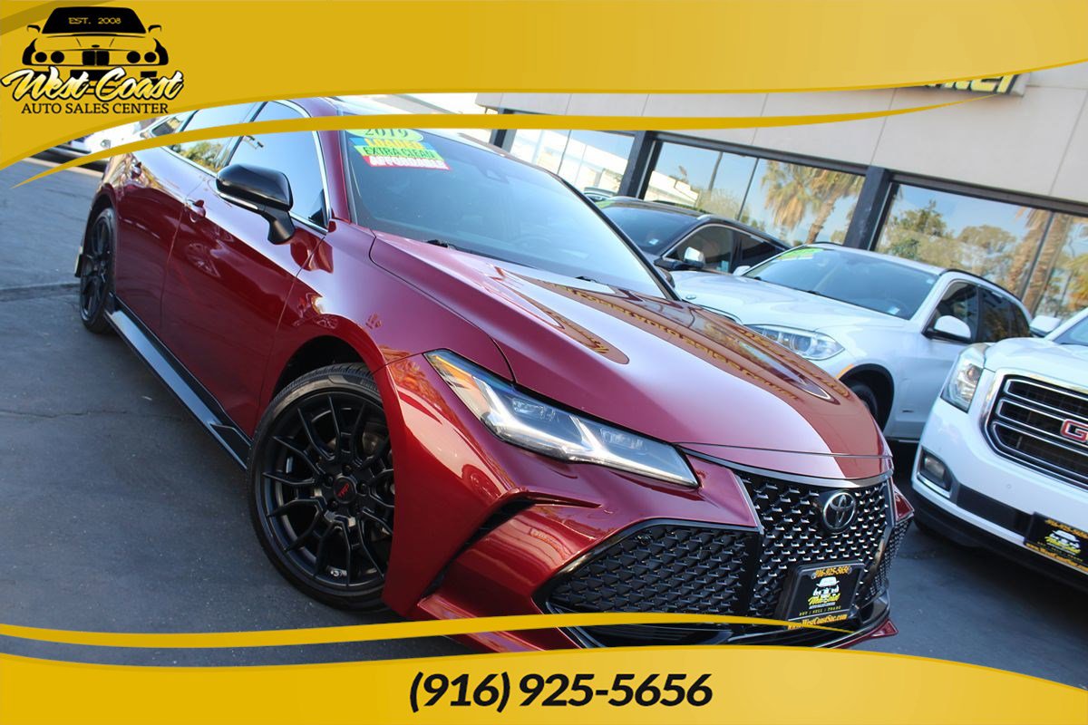 Used 2019 Toyota Avalon Touring w/ Preferred Accessory Package FWD image 1
