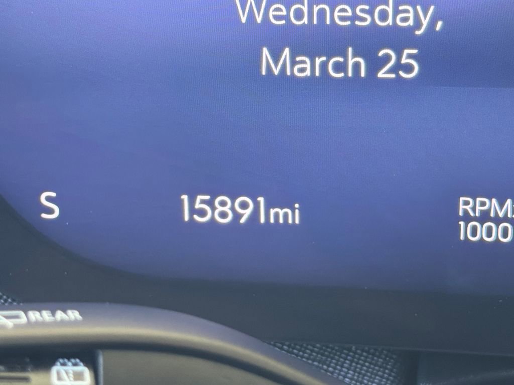 Used 2025 Buick Enclave Preferred image 27