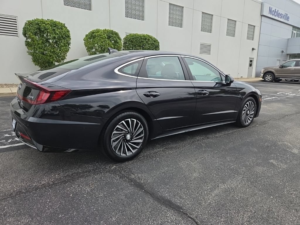 Certified 2023 Hyundai Sonata Limited FWD image 8