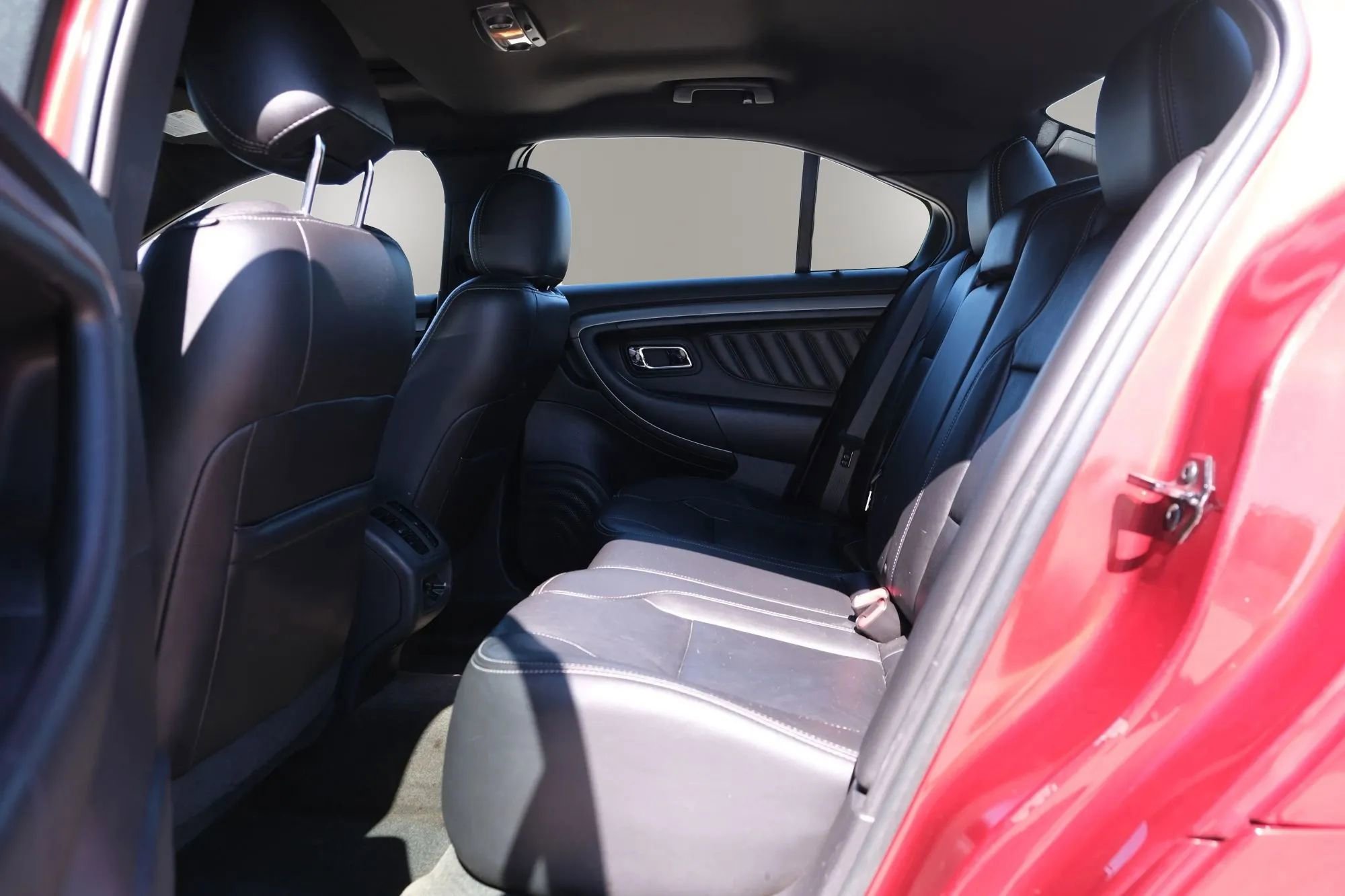 Used 2013 Ford Taurus SEL image 20