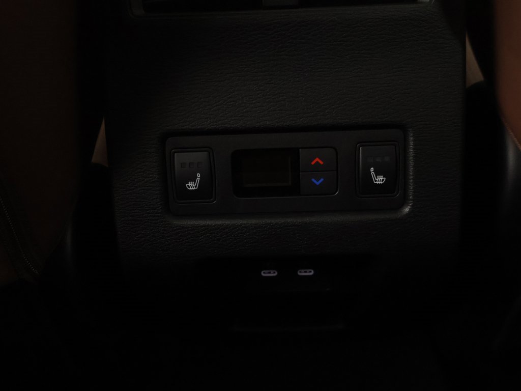 New 2026 Mitsubishi Outlander SEL image 57