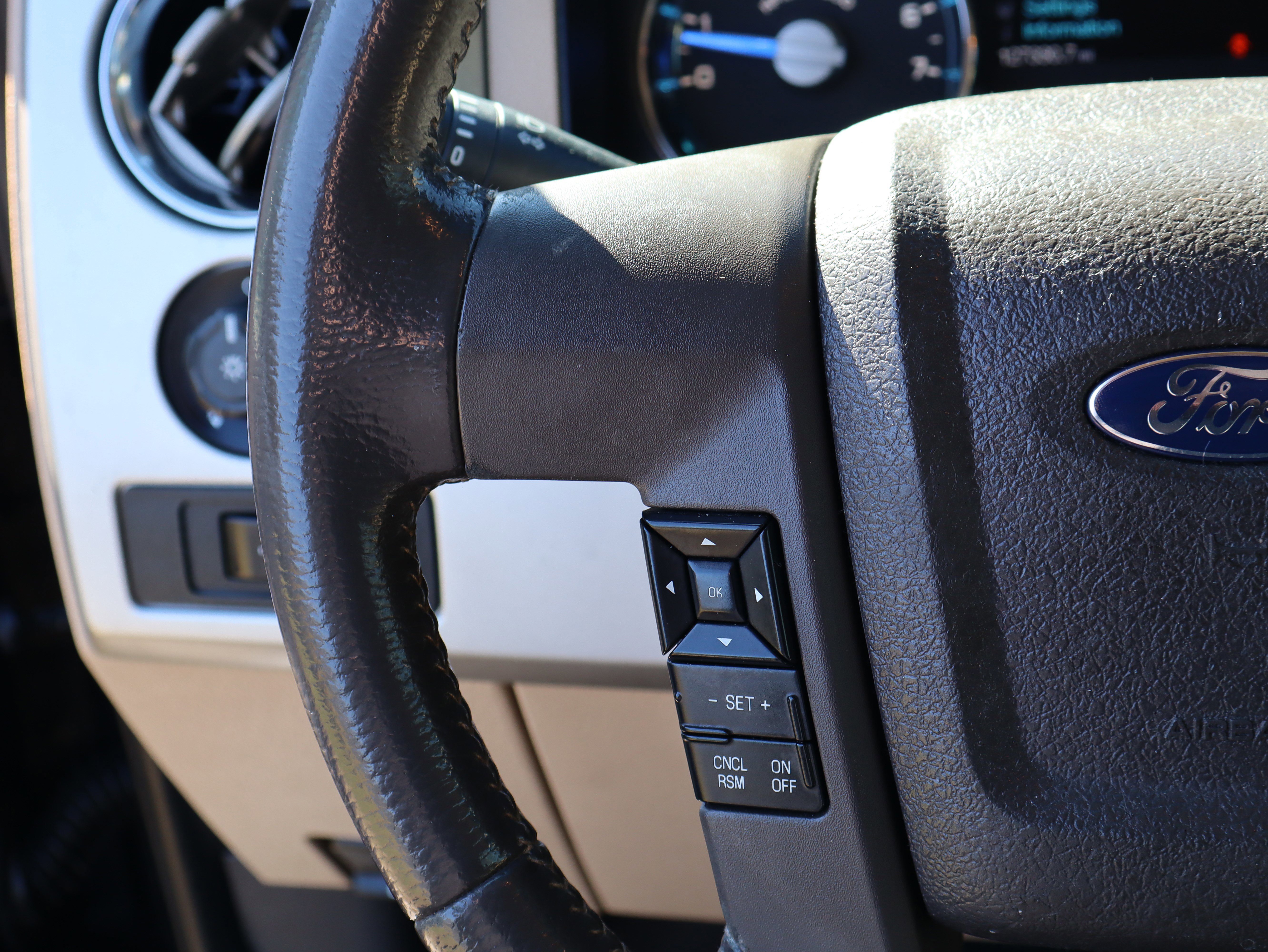 Used 2013 Ford F150 Lariat w/ Mid Equipment Group image 26