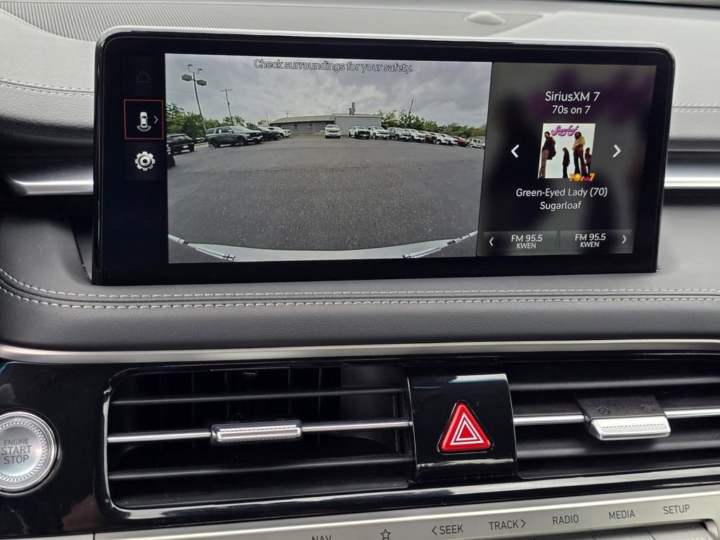 Used 2025 Genesis G70 2.5T RWD image 19