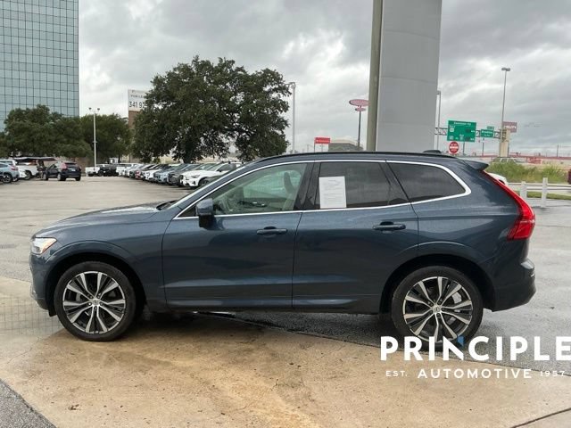 Certified 2022 Volvo XC60 B5 Momentum w/ Protection Package Premier FWD image 5