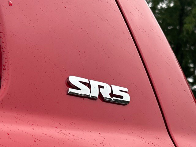 Used 2016 Toyota Tundra SR5 AWD/4WD image 6
