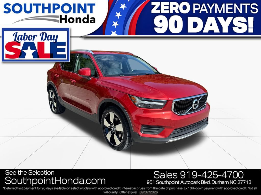 Used 2019 Volvo XC40 T4 Momentum