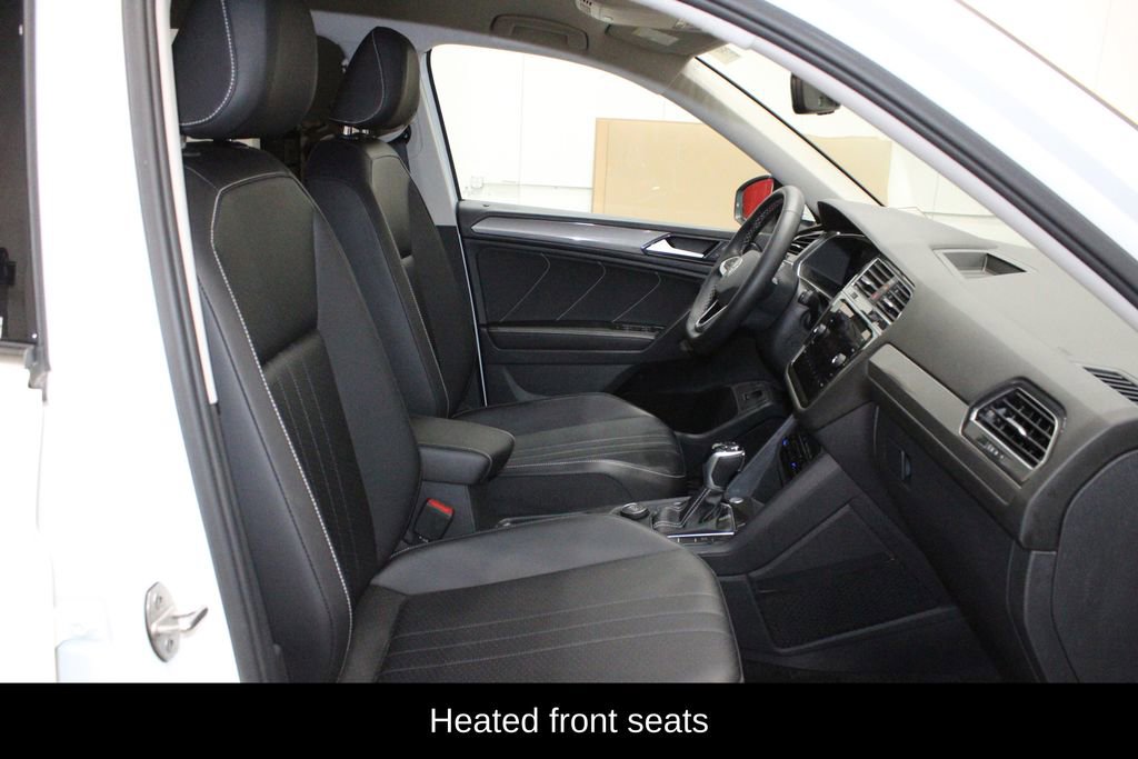 Used 2022 Volkswagen Tiguan SE image 11