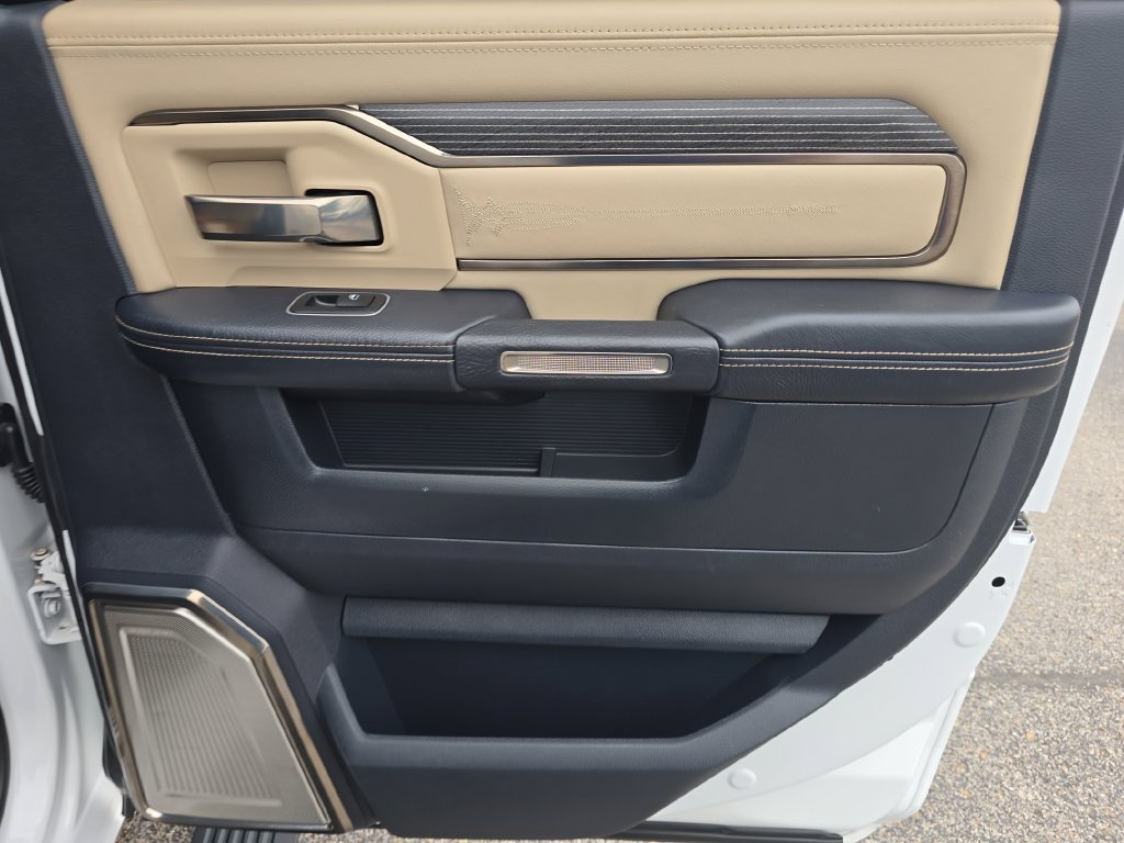 Used 2020 RAM 3500 Limited AWD/4WD image 17