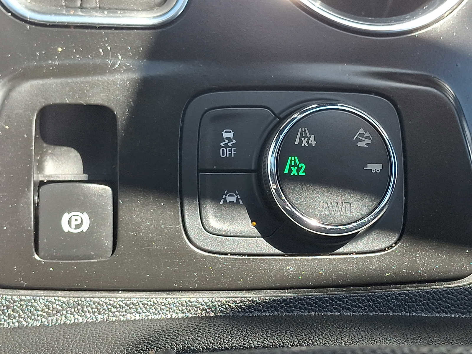 Used 2021 Chevrolet Traverse Premier w/ Redline Edition AWD/4WD image 30