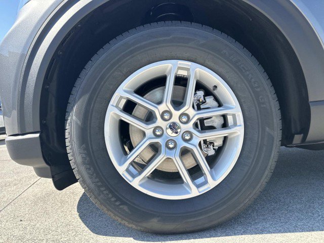 New 2026 Ford Explorer Active RWD image 11