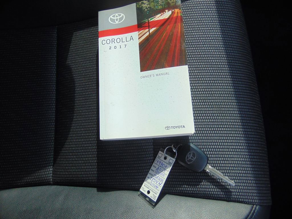 Used 2017 Toyota Corolla SE image 10