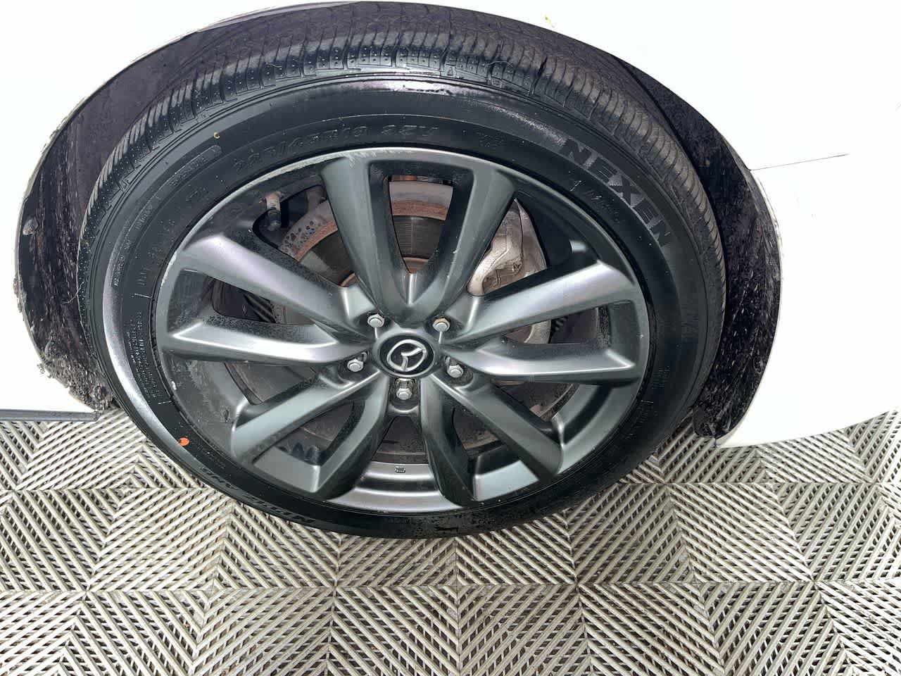Used 2019 MAZDA MAZDA3 Hatchback w/ Preferred Package FWD image 10