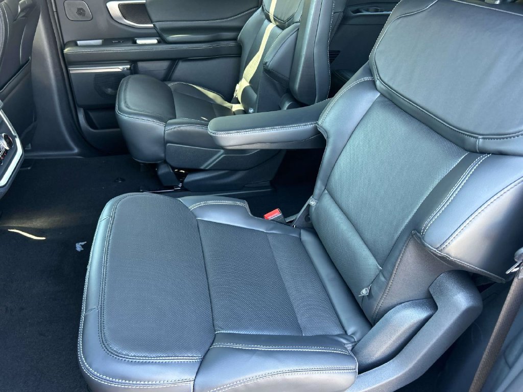 New 2027 Ford Expedition Max Platinum w/ Stealth Performance Package AWD/4WD image 22