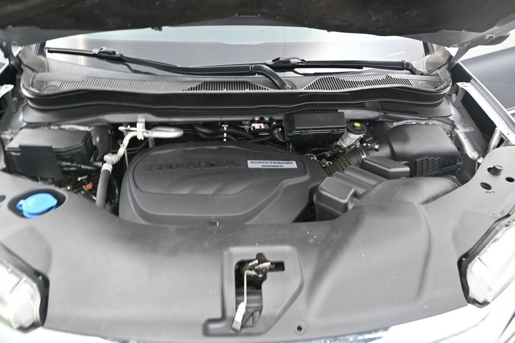 Certified 2019 Honda Pilot Touring image 12