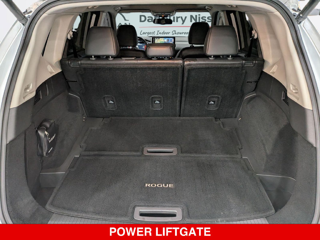 Certified 2024 Nissan Rogue Platinum w/ Platinum Premium Package AWD/4WD image 32