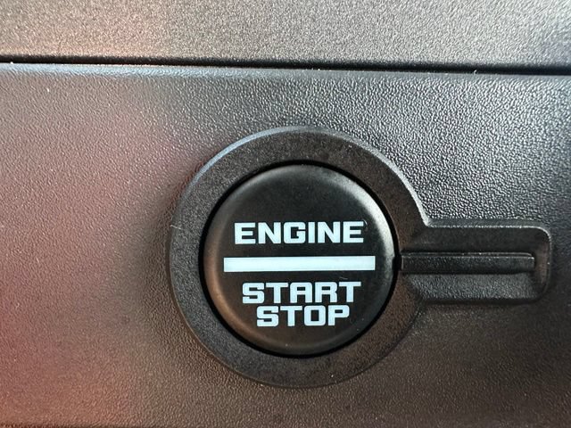 Used 2026 Ford Bronco Badlands AWD/4WD image 17