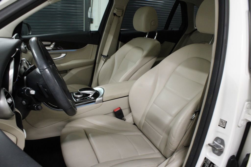 Certified 2019 Mercedes-Benz GLC 300 GLC 300 image 5