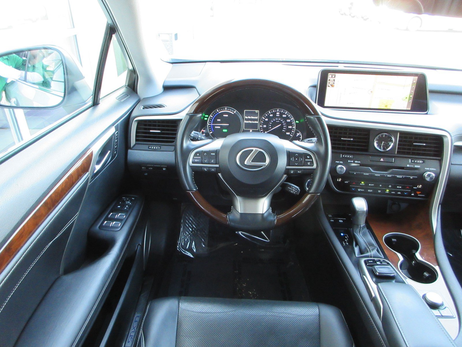 Used 2019 Lexus RX 450hL Premium w/ Premium Package AWD/4WD image 36