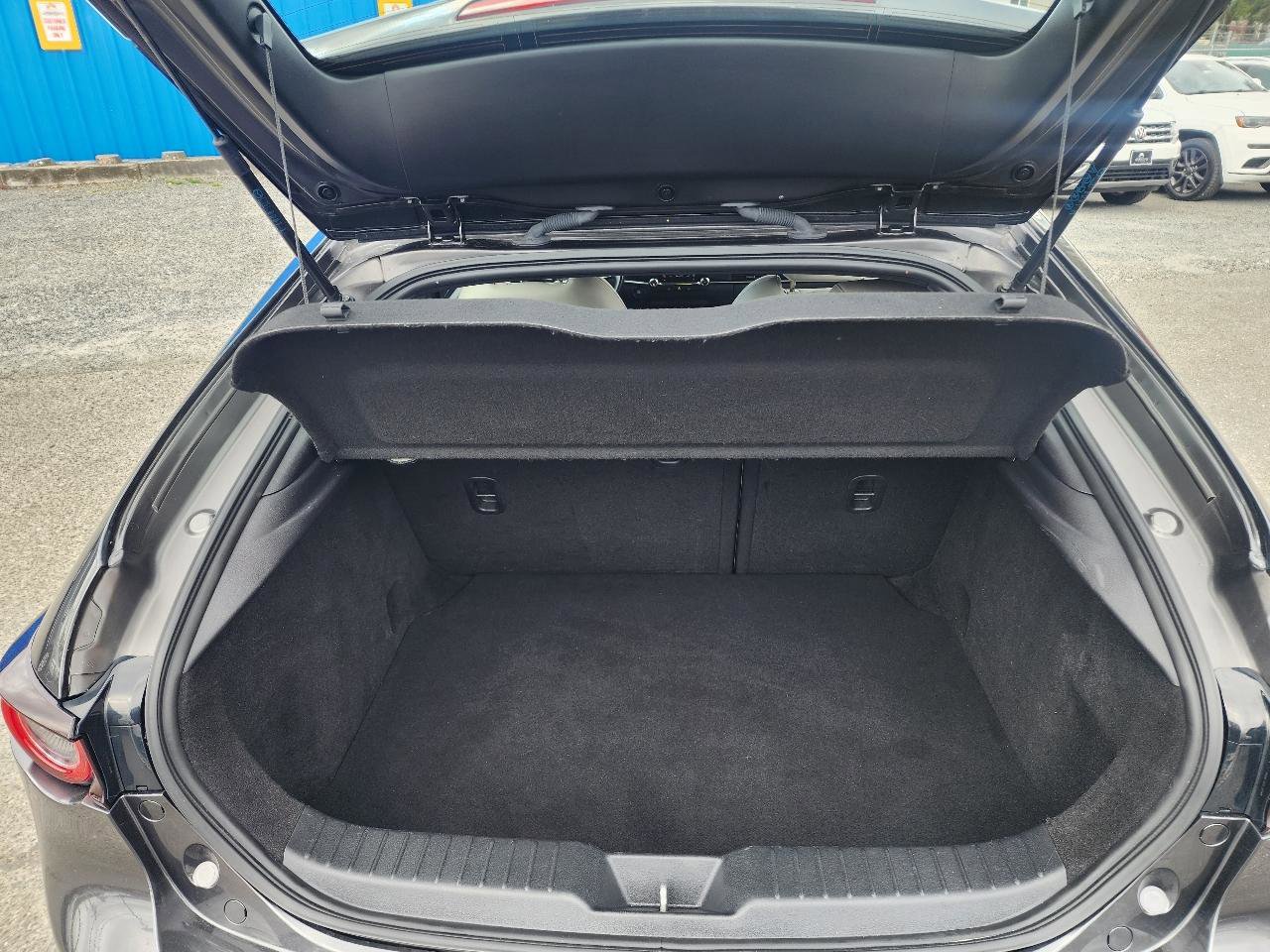 Used 2019 MAZDA MAZDA3 AWD Hatchback image 25