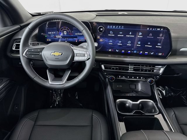 New 2027 Chevrolet Traverse LT w/ Sun and Wheel Package FWD image 24