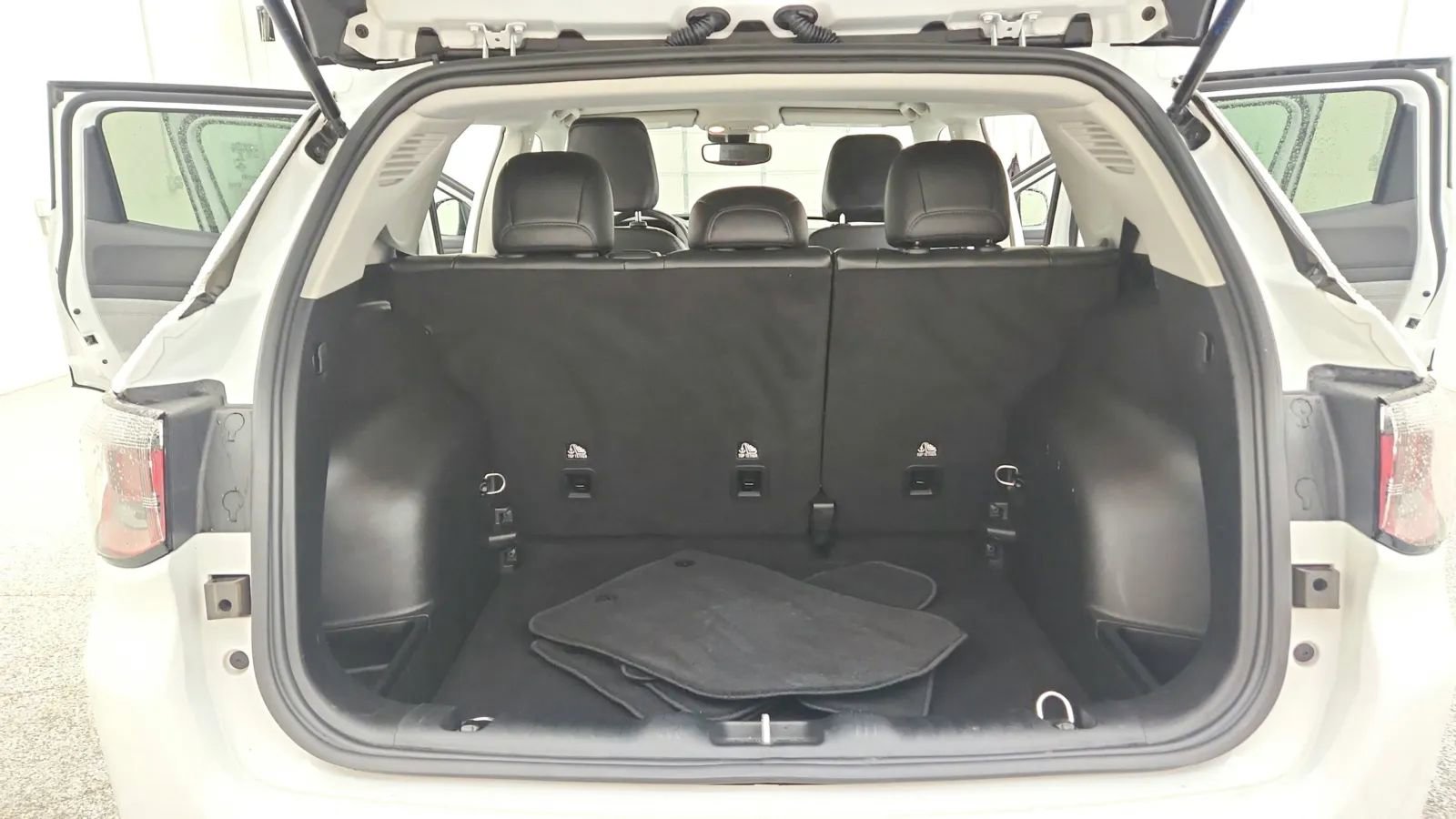 Used 2022 Jeep Compass Latitude image 19