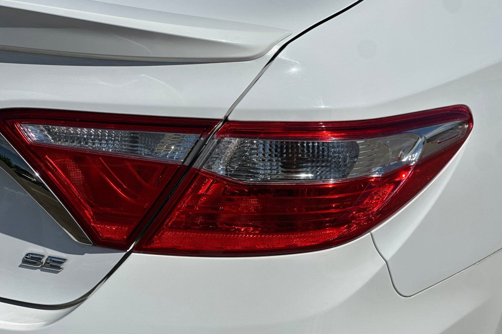 Used 2016 Toyota Camry SE image 48