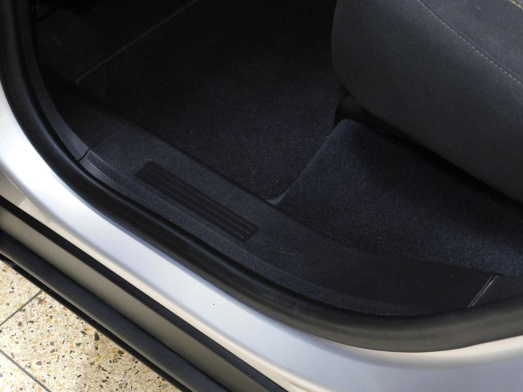 Used 2020 Chevrolet Equinox LT image 70