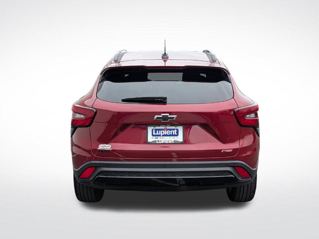 Used 2024 Chevrolet Trax RS w/ Sunroof Package FWD image 5