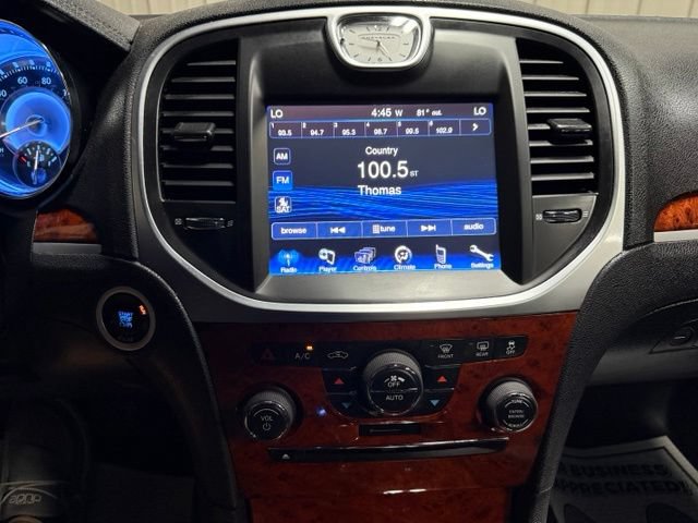 Used 2014 Chrysler 300 AWD w/ Driver Convenience Group image 36