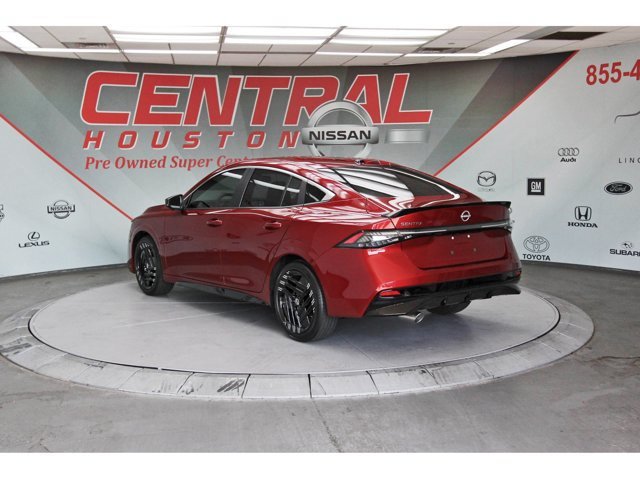 New 2027 Nissan Sentra SR w/ SR Premium Package FWD image 3