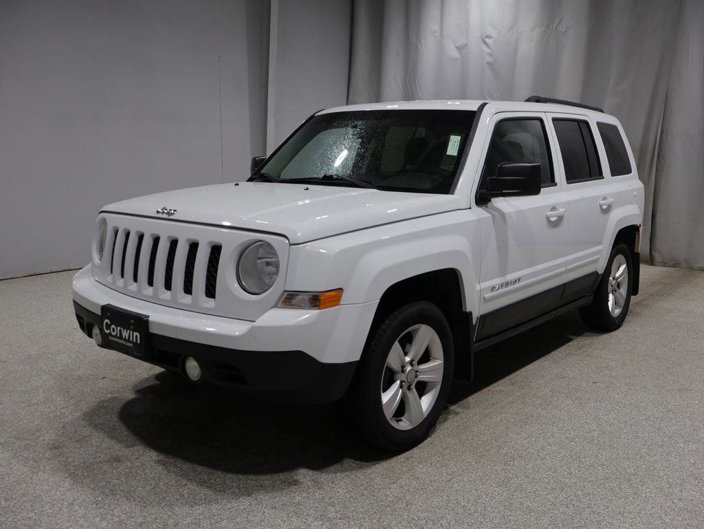 Used 2013 Jeep Patriot Latitude w/ Premium Sound Group AWD/4WD image 6
