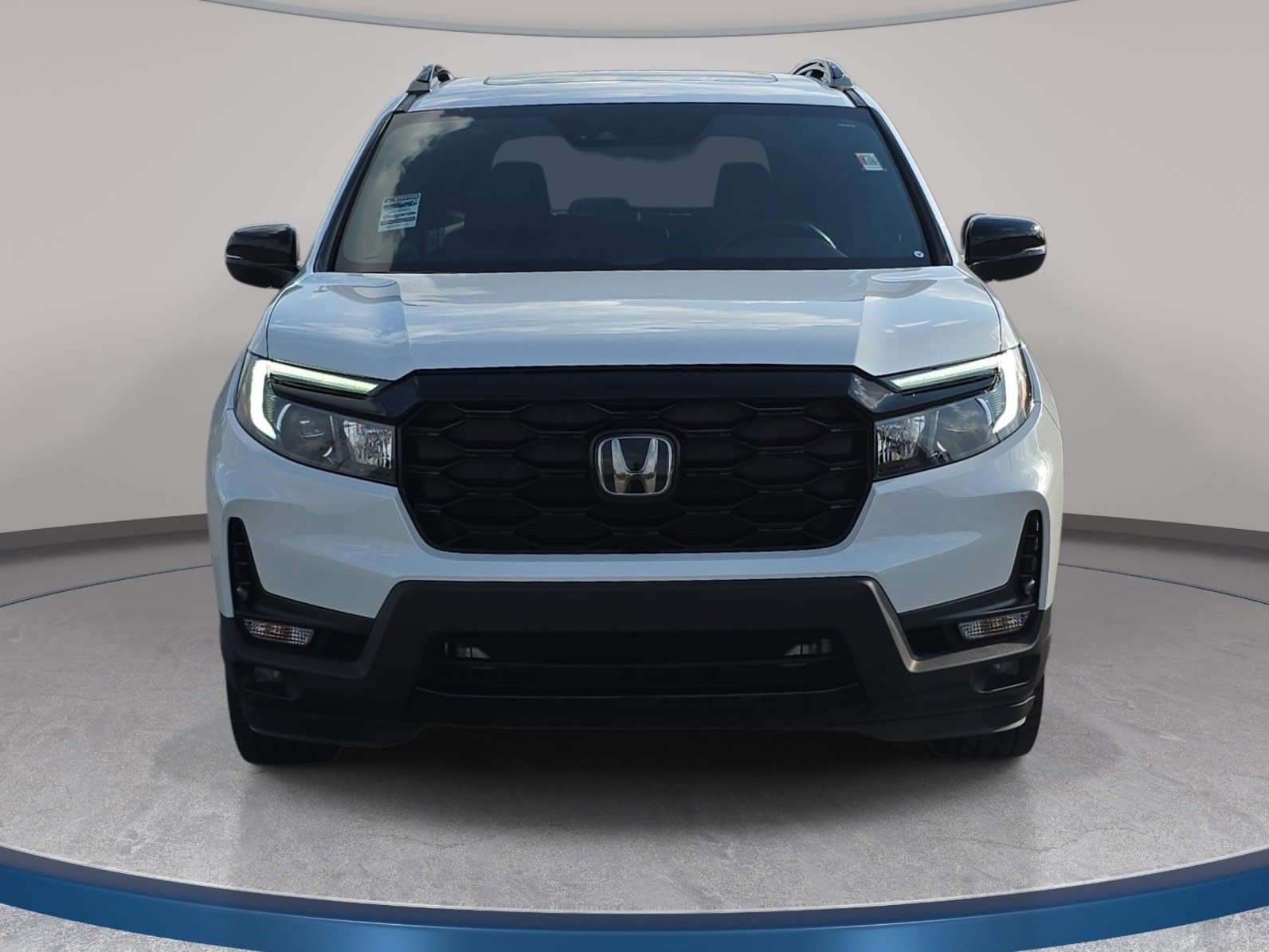 Used 2022 Honda Passport Elite image 2