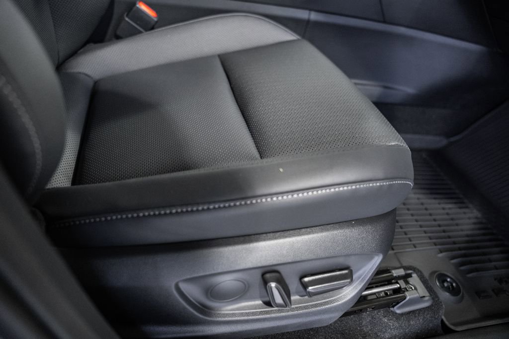 New 2026 Toyota Crown Signia XLE image 35