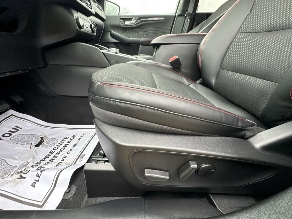 New 2026 Ford Escape ST-Line Select w/ Equipment Group 401A image 12