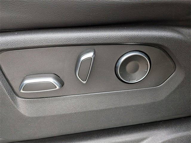 Certified 2023 Cadillac Escalade ESV Premium Luxury image 20