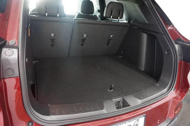 Used 2025 Chevrolet TrailBlazer RS w/ Convenience Package FWD image 17