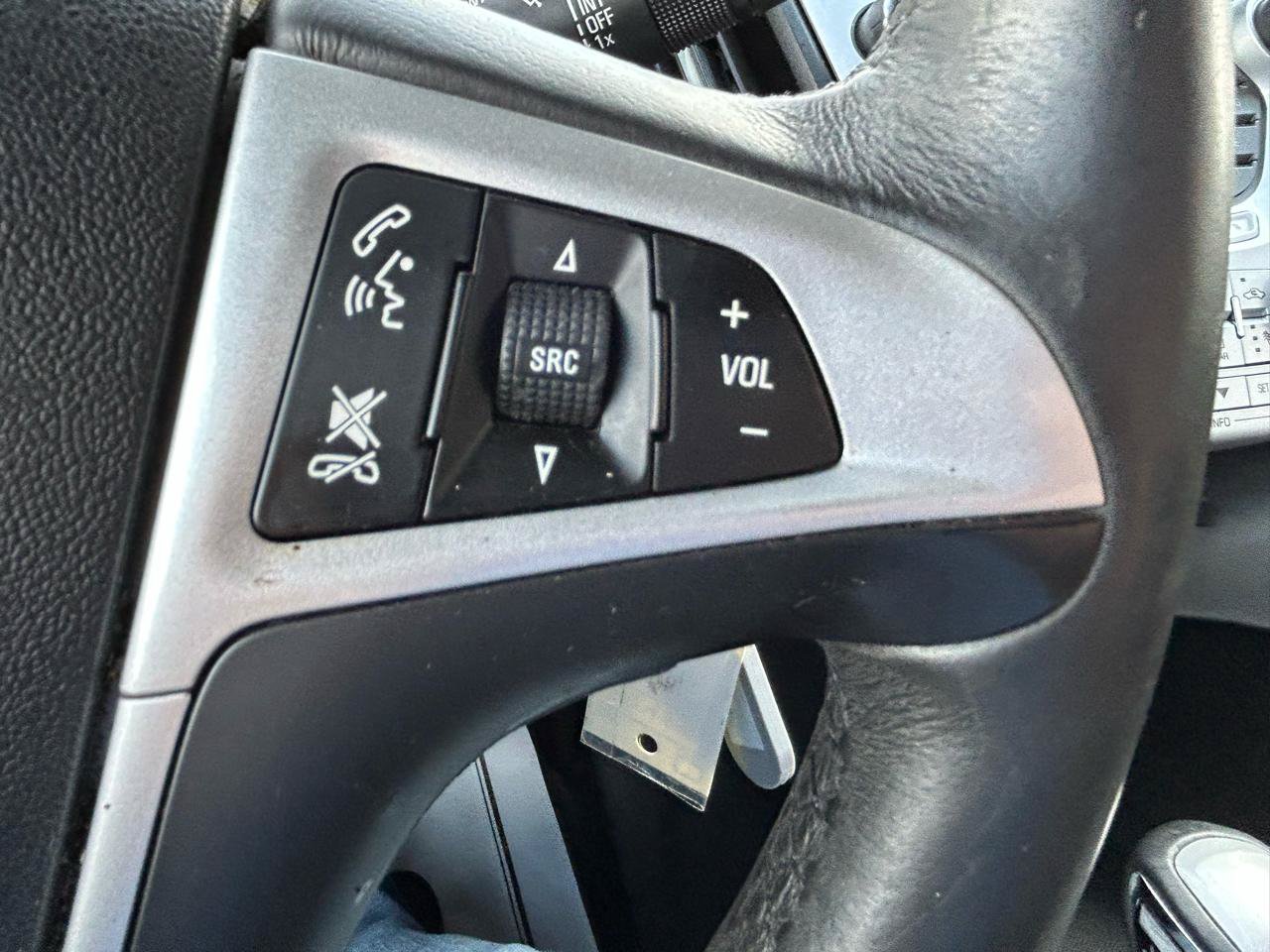 Used 2015 Chevrolet Equinox LTZ AWD/4WD image 19
