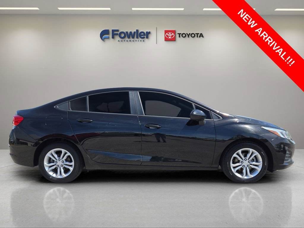 Used 2019 Chevrolet Cruze LS w/ LS Convenience Package image 8