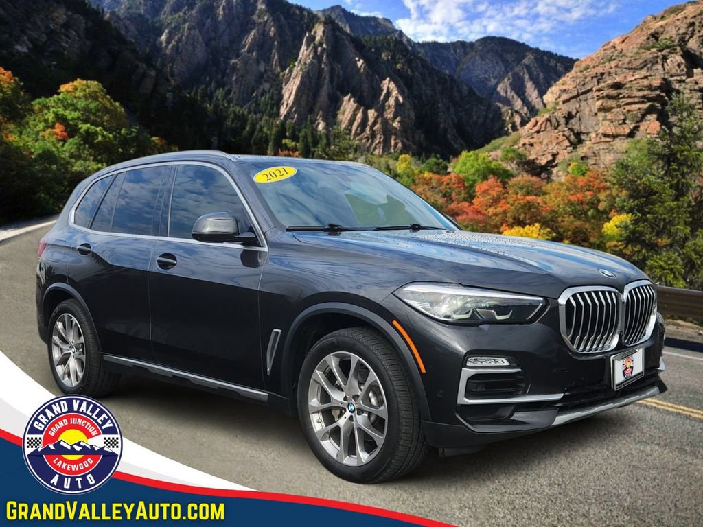 Used 2021 BMW X5 xDrive40i w/ Premium Package