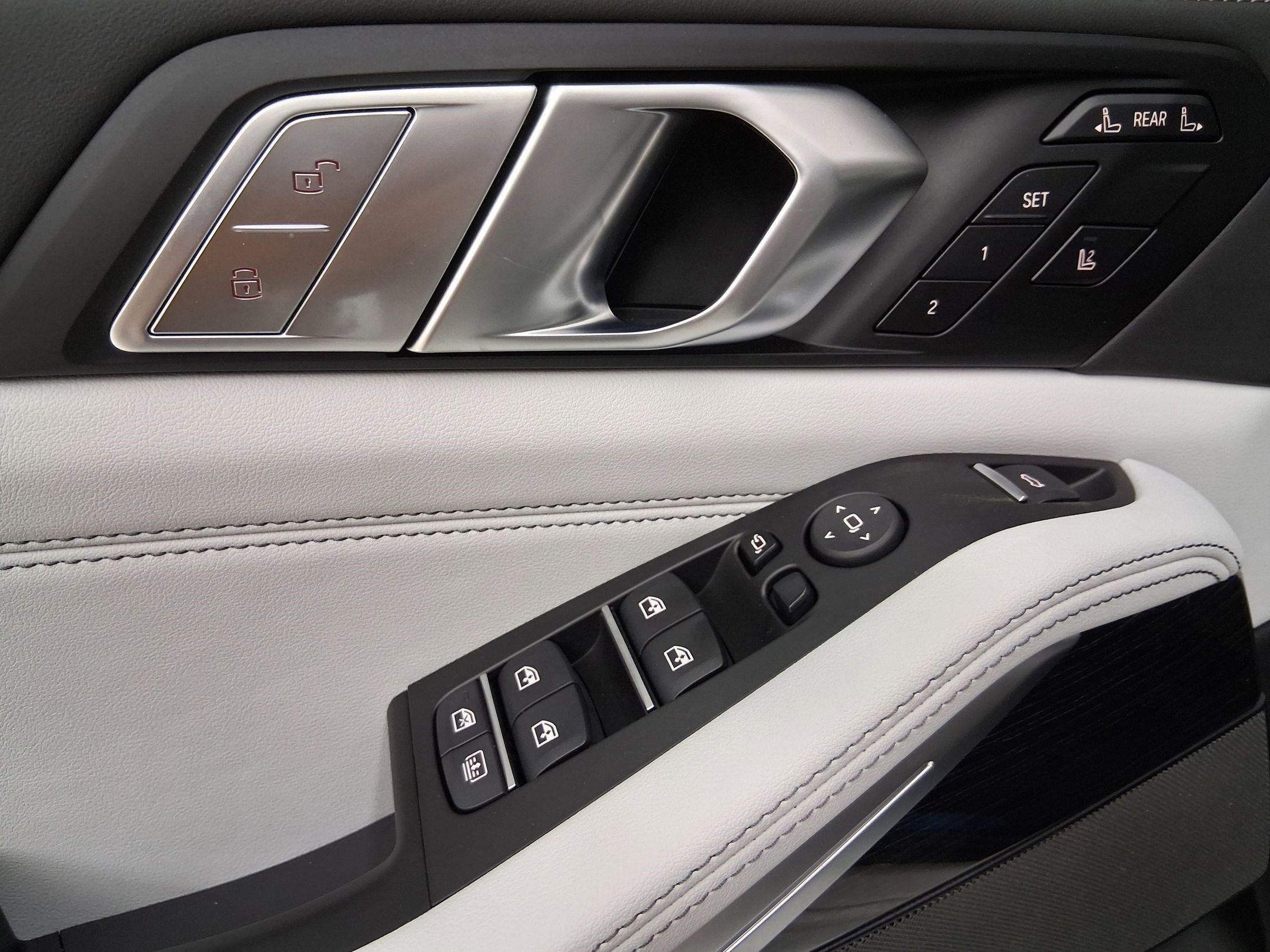 New 2027 BMW X7 xDrive40i AWD/4WD image 23