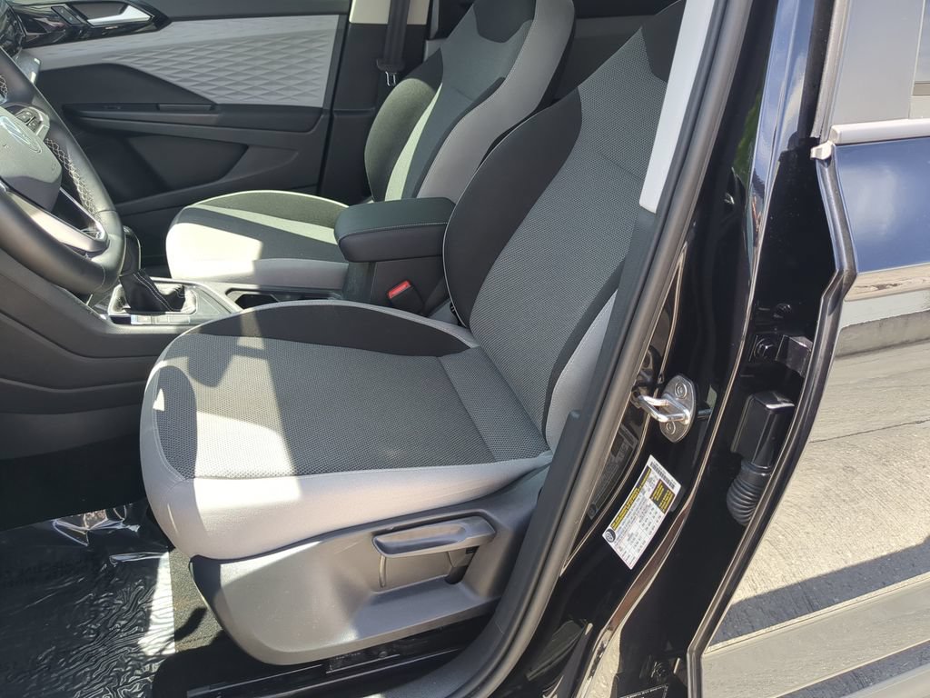 Certified 2023 Volkswagen Taos S FWD image 18
