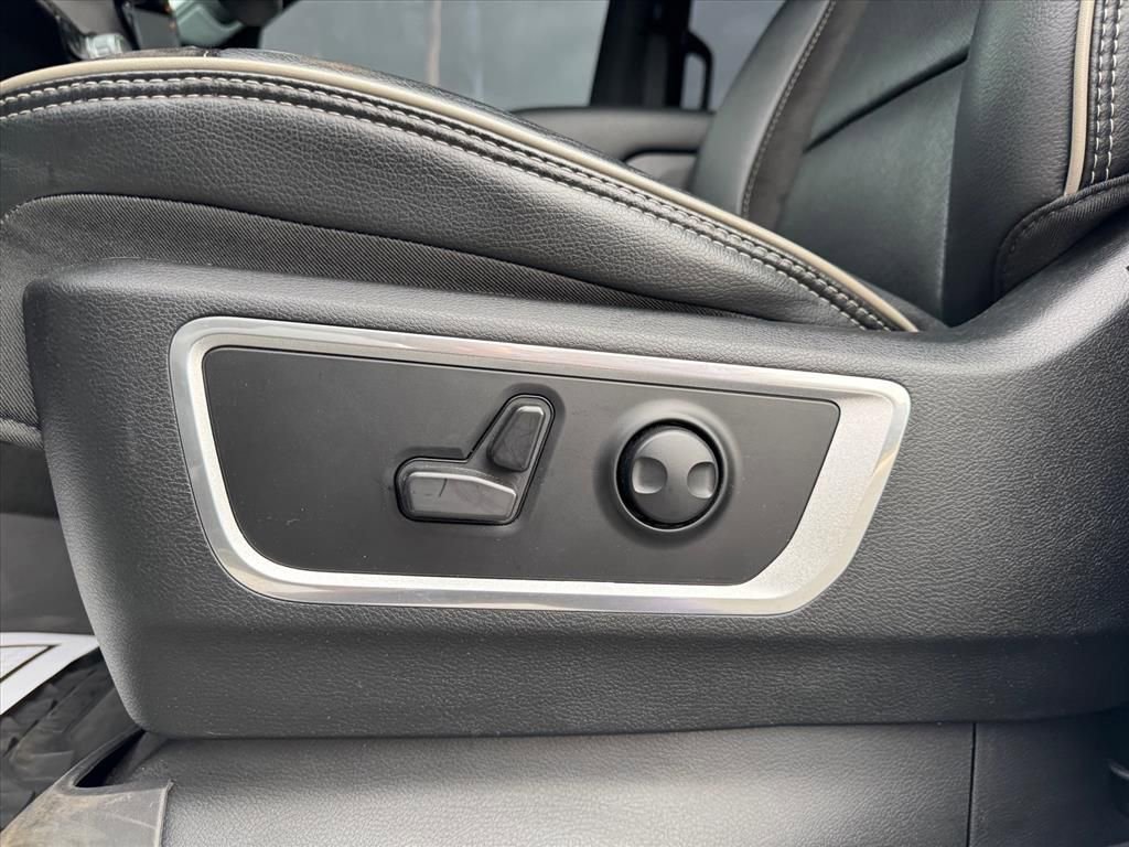 Used 2024 RAM 1500 Laramie image 14