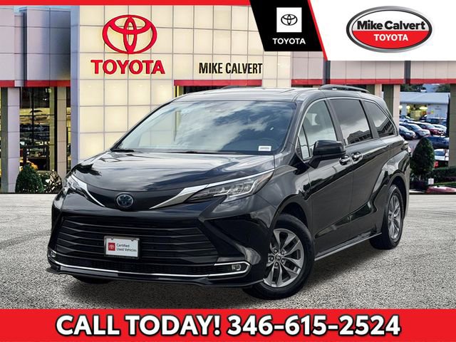 Certified 2023 Toyota Sienna XLE