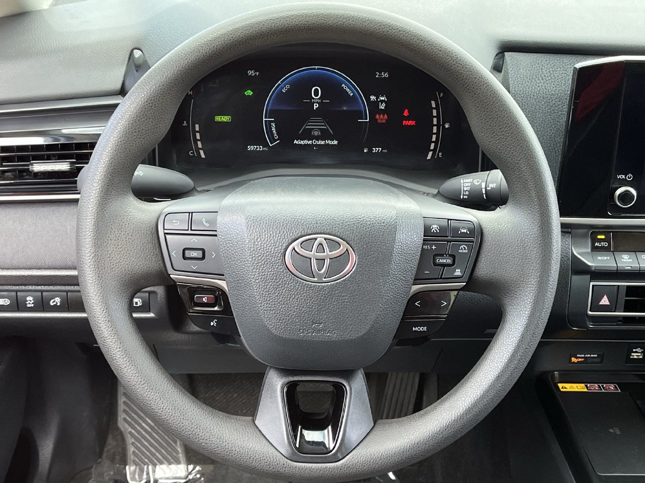 Used 2025 Toyota Camry LE FWD image 11