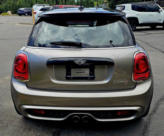 Used 2017 MINI Cooper S FWD image 6