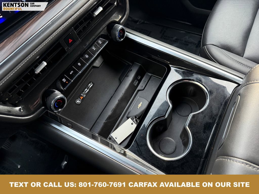 Used 2025 Chevrolet Suburban Z71 image 26